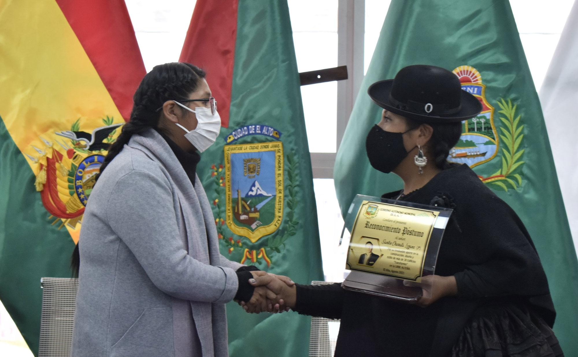 Alcaldía de El Alto entrega reconocimiento póstumo al impulsor de la ...