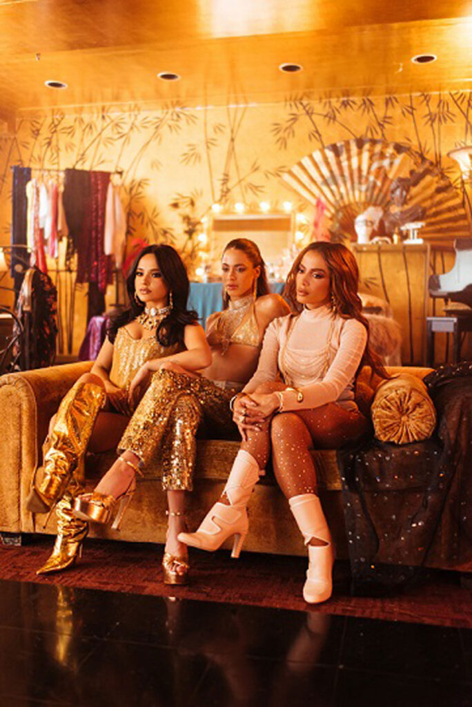 Tini, Anitta y Becky G