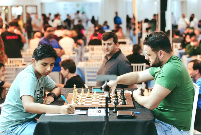El MI Ticona gana dos bronces en torneo brasileño de ajedrez