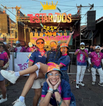 El Carnaval cruceño volvió a las calles: comparsas y público cerraron la mojazón en el centro de la ciudad