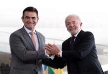 Bolivia y Brasil suscriben acuerdos de integración en reunión bilateral en Brasilia